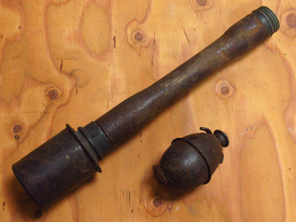 実物 木製柄付手榴弾 43記載あり WW2 第二次世界大戦 ナチスドイツ軍