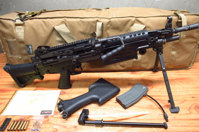 VFC Vega Force Company M249 MINIMI 5.56㎜ ライトマシンガン ガスブロ 外部ソース ガスガン / UFC バッグ 現状品